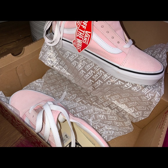 BRAND NEW PINK VANS - Picture 3 of 4